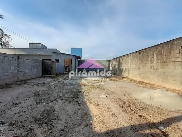 Terreno com 250m², à venda, no bairro Massaguaçu em Caraguatatuba