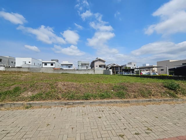 Terreno com 525m², para alugar, no bairro Urbanova em São José dos Campos