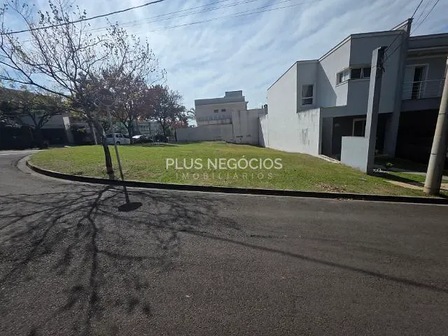 Terreno com 378m², à venda, no bairro Condomínio Villa dos Inglezes em Sorocaba