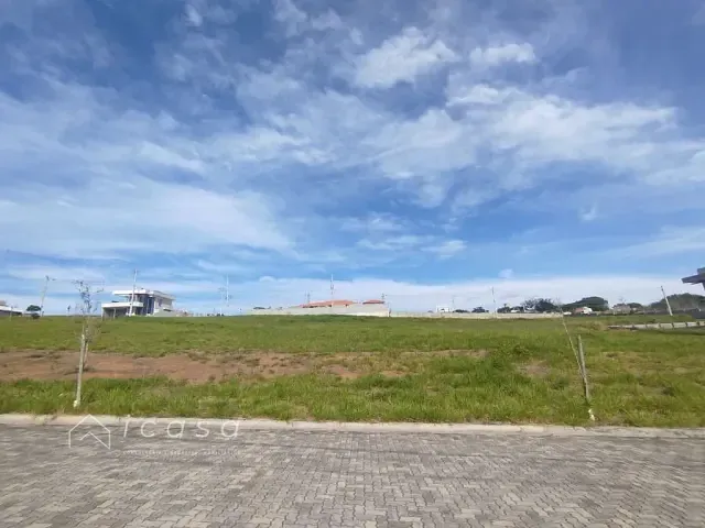 Terreno com 360m², à venda, no bairro Jardim Maria Cândida em Caçapava