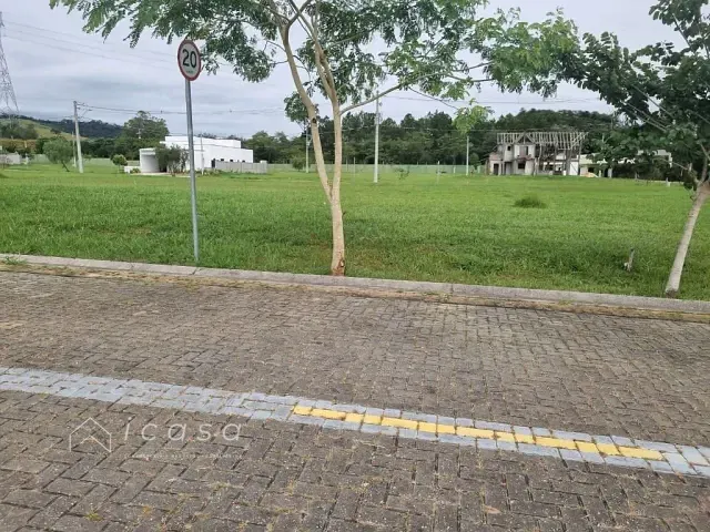 Terreno com 313m², à venda, no bairro Chácara São Félix em Taubaté