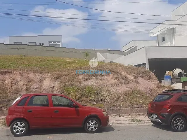 Terreno com 473m², à venda, no bairro Condomínio Residencial Jaguary em São José dos Campos
