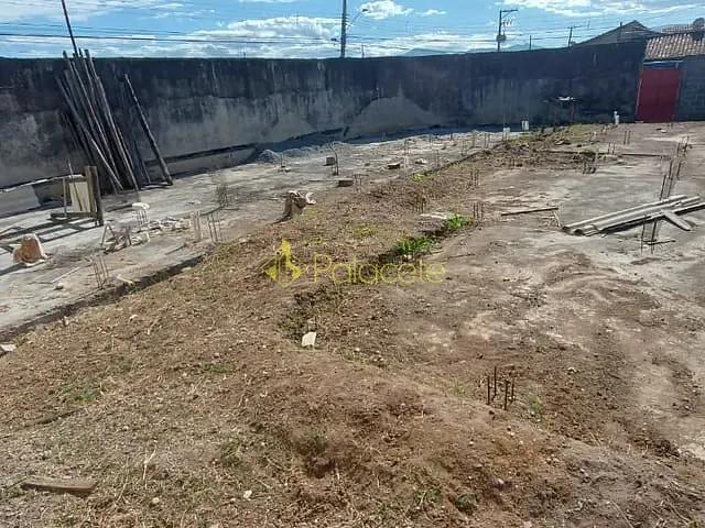 Terreno com 255m², à venda, no bairro Conjunto Residencial Araretama em Pindamonhangaba