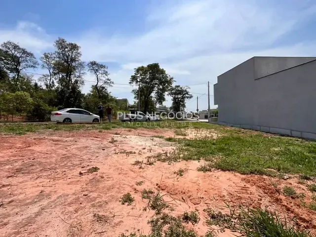 Terreno com 200m², à venda, no bairro Wanel Ville em Sorocaba