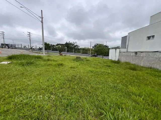 Terreno com 353m², à venda, no bairro Residencial Malibu em Caçapava