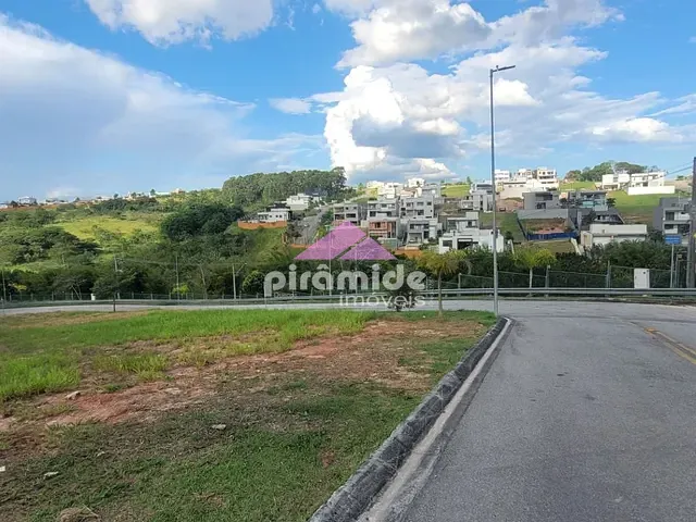 Terreno com 821m², à venda, no bairro Urbanova em São José dos Campos
