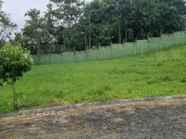 Terreno com 347m², à venda, no bairro Chácara São Félix em Taubaté