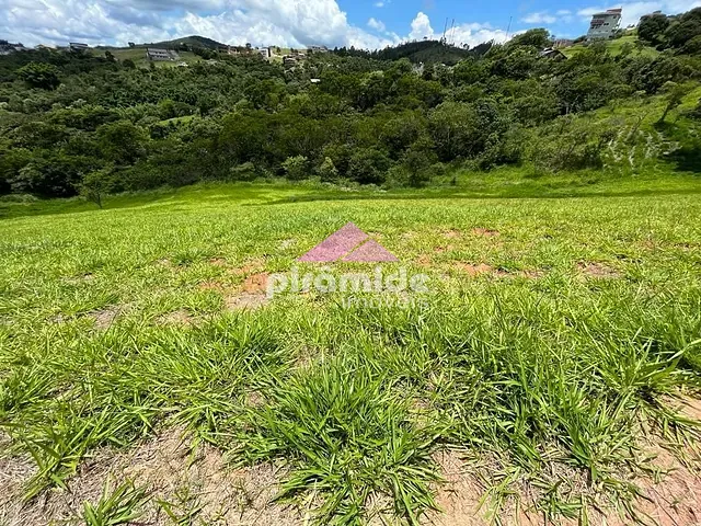 Terreno com 1000m², à venda, no bairro Jambeiro em Jambeiro
