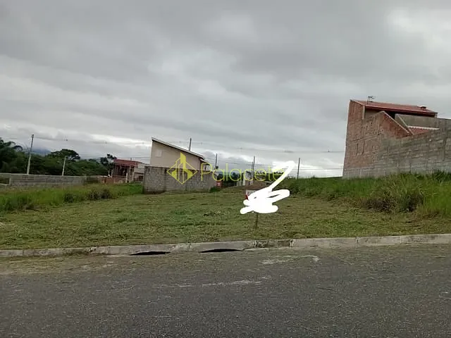 Terreno com 300m², à venda, no bairro Quintas de Santa Cruz em Taubaté