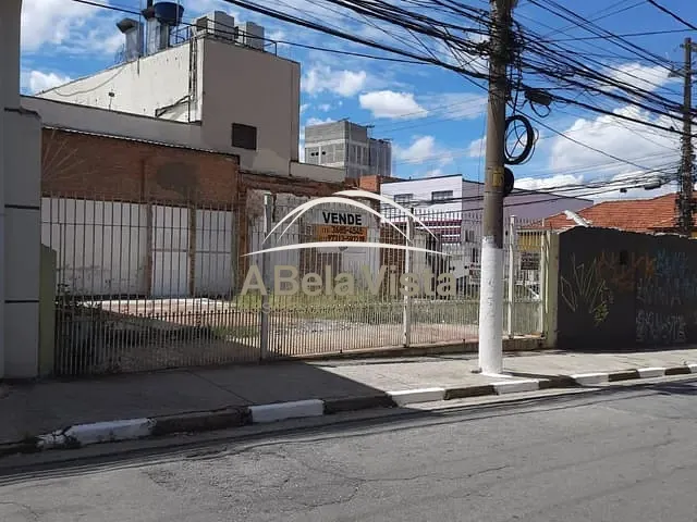 Terreno com 252m², à venda, no bairro Centro em Osasco