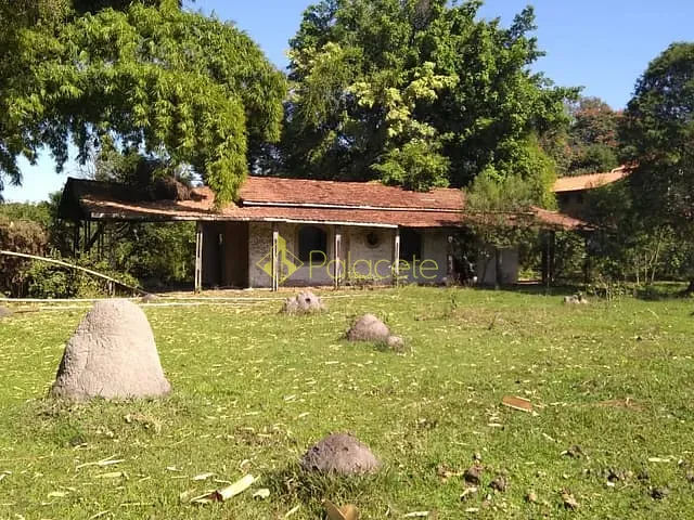 Terreno à venda, no bairro Jardim Eloyna em Pindamonhangaba