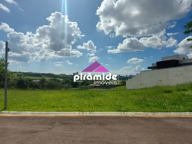 Terreno com 787m², à venda, no bairro Jardim Torrão de Ouro em São José dos Campos