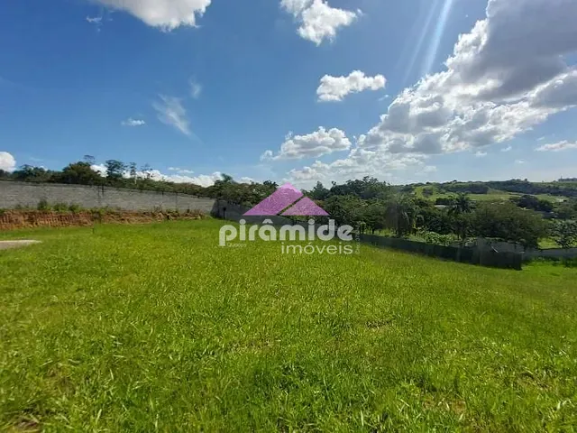 Terreno com 787m², à venda, no bairro Jardim Torrão de Ouro em São José dos Campos