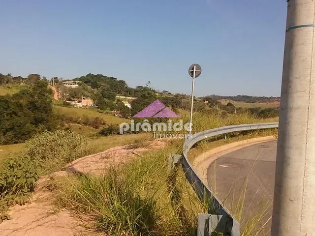 Terreno com 72600m², à venda, no bairro Santa Cecília II em São José dos Campos