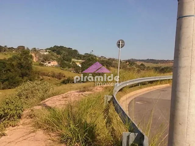 Terreno com 72600m², à venda, no bairro Santa Cecília II em São José dos Campos