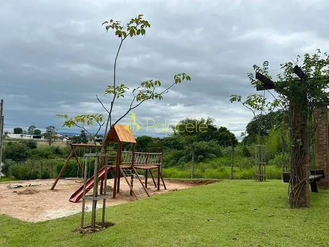 Terreno com 140m², à venda, no bairro Centro em Tremembé