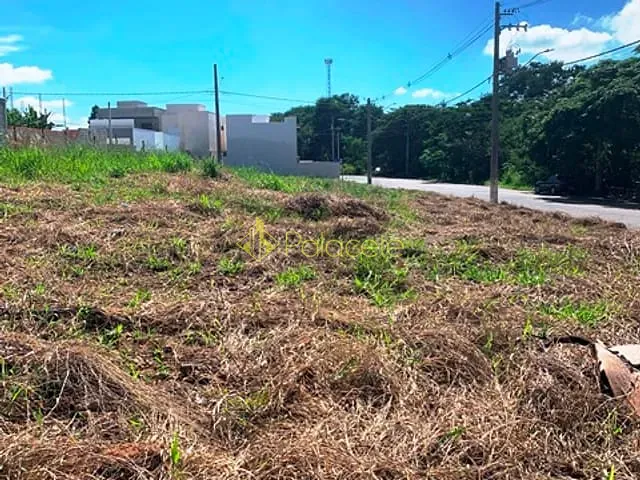 Terreno com 291m², à venda, no bairro Loteamento Residencial e Comercial Flamboyant em Pindamonhangaba