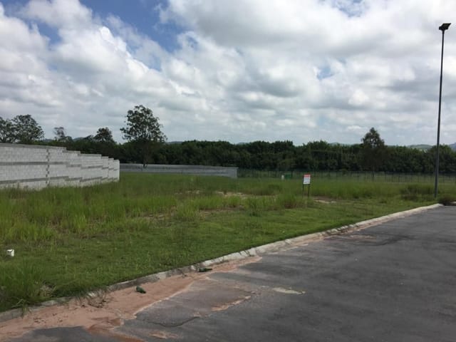 Terreno com 1180m², à venda, no bairro Condomínio Residencial Colinas do Paratehy em São José dos Campos