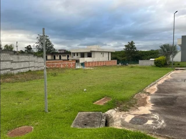 Terreno com 1180m², à venda, no bairro Condomínio Residencial Colinas do Paratehy em São José dos Campos