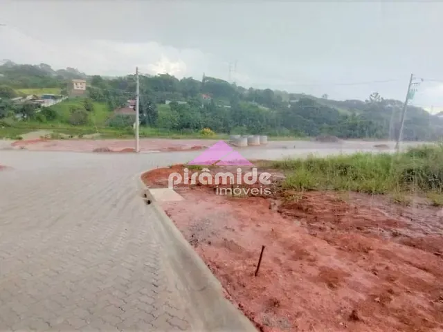 Terreno com 250m², à venda, no bairro Residencial Esperança em Caçapava