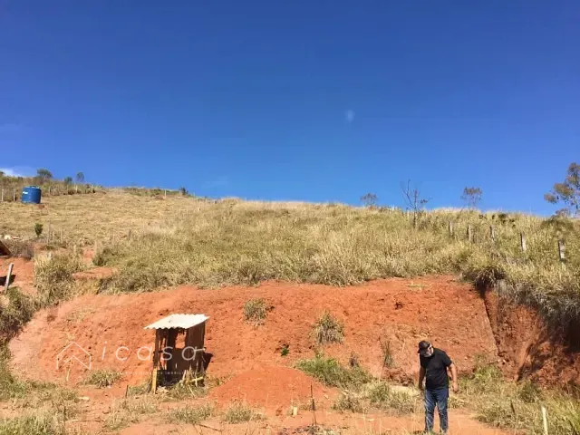 Terreno com 2000m², à venda, no bairro Jardim Esperança em Jacareí