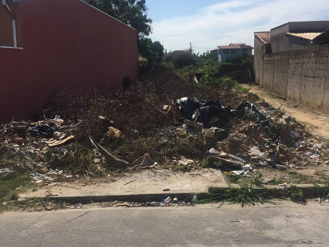 Terreno com 250m², à venda, no bairro Moreira César em Pindamonhangaba
