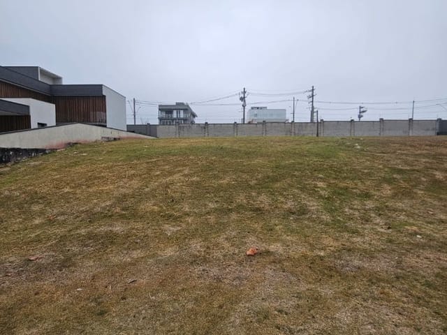 Terreno com 597m², à venda, no bairro Condomínio Residencial Alphaville em São José dos Campos