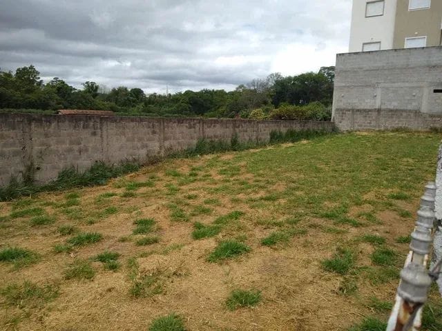 Terreno com 346m², à venda, no bairro Esplanada Independência em Taubaté