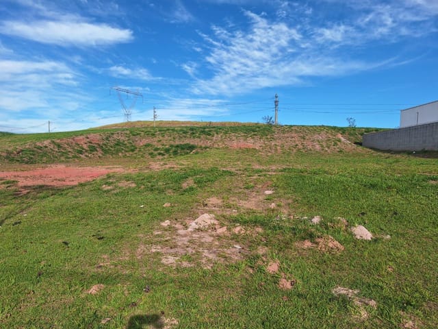 Terreno com 576m², à venda, no bairro Condomínio Residencial Alphaville em São José dos Campos