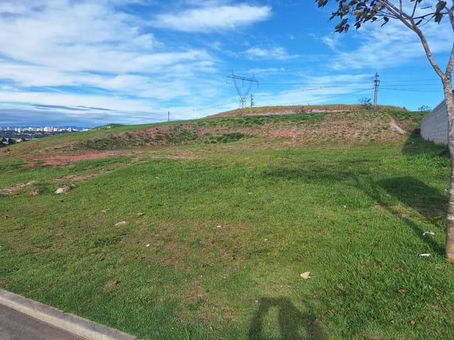 Terreno com 576m², à venda, no bairro Condomínio Residencial Alphaville em São José dos Campos