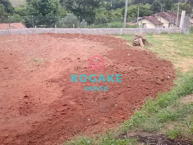 Terreno com 270m², à venda, no bairro Tampanhão em Jambeiro