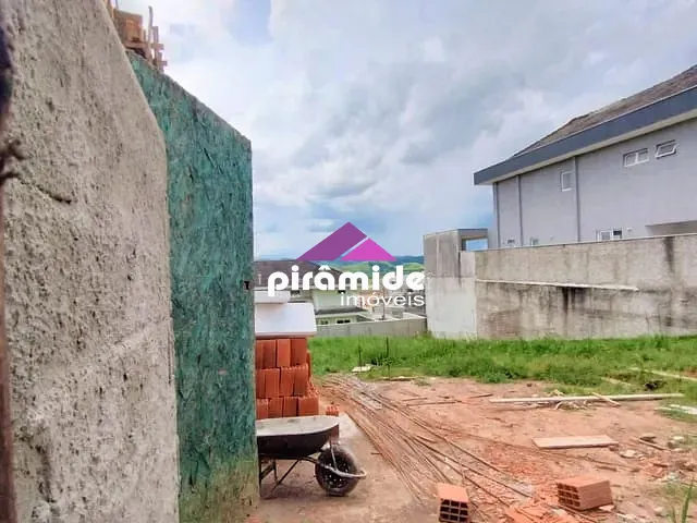Terreno com 450m², à venda, no bairro Urbanova em São José dos Campos