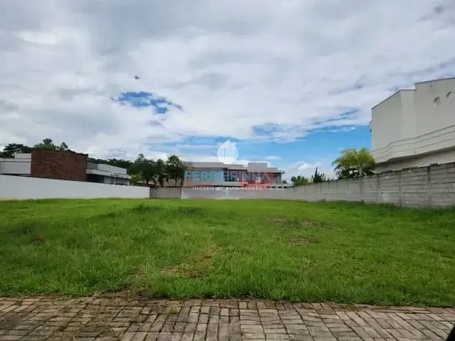 Terreno com 1200m², à venda, no bairro Condomínio Chácara Serimbura em São José dos Campos