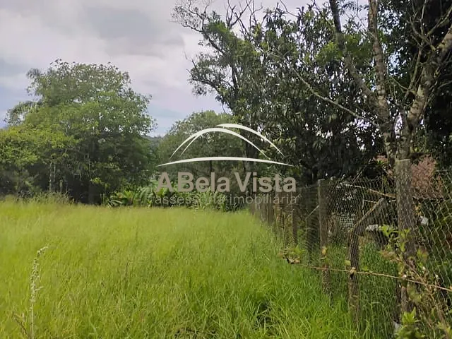 Terreno com 1300m², à venda, no bairro Gabriel em Ibiúna
