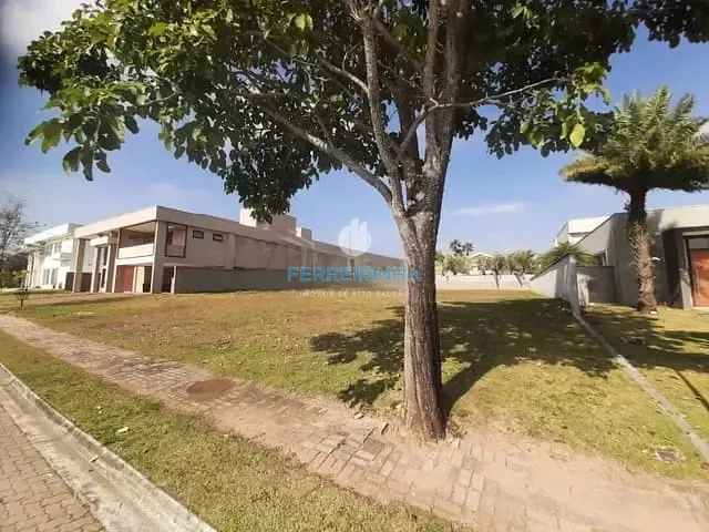 Terreno com 1200m², à venda, no bairro Condomínio Chácara Serimbura em São José dos Campos