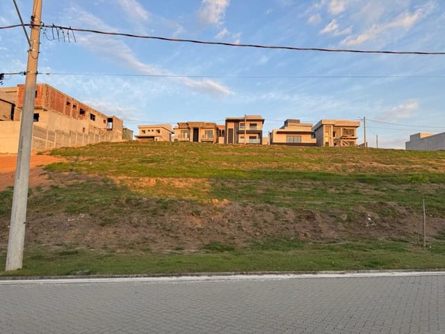 Terreno com 336m², à venda, no bairro Loteamento Terras Alpha São José dos Campos em São José dos Campos