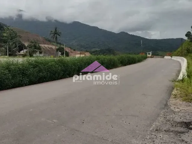 Terreno com 723m², à venda, no bairro Jaraguá em São Sebastião