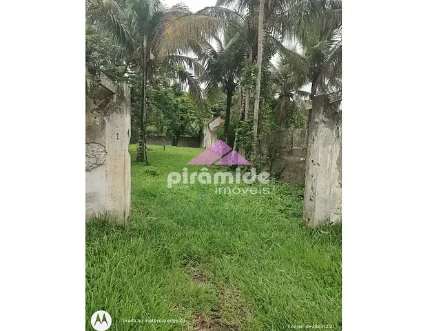 Terreno com 723m², à venda, no bairro Jaraguá em São Sebastião