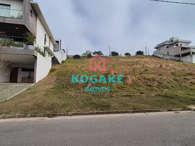 Terreno com 361m², à venda, no bairro Recanto dos Eucaliptos em São José dos Campos