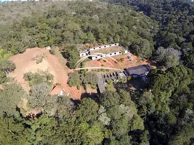 Terreno com 10000m², à venda, no bairro Chácara Jaguari (Fazendinha) em Santana de Parnaíba