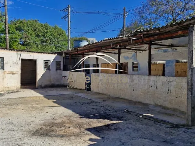 Terreno com 330m², à venda, no bairro Jardim D'Abril em Osasco