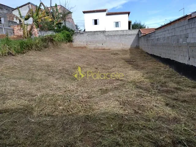 Terreno com 250m², à venda, no bairro Conjunto Residencial Araretama em Pindamonhangaba