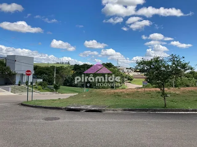 Terreno com 486m², à venda, no bairro Condomínio Terras do Vale em Caçapava