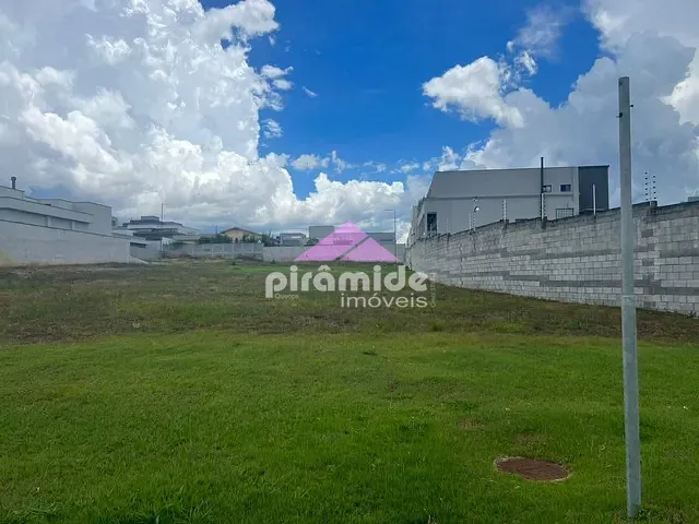 Terreno com 895m², à venda, no bairro Urbanova em São José dos Campos