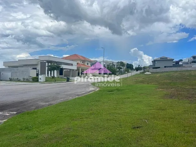 Terreno com 895m², à venda, no bairro Urbanova em São José dos Campos