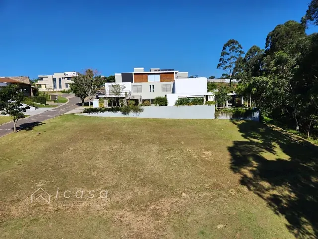 Terreno com 590m², à venda, no bairro Tamboré em Santana de Parnaíba