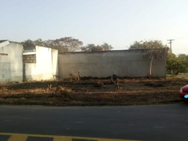 Terreno com 463m², à venda, no bairro Vitória Vale II em Pindamonhangaba