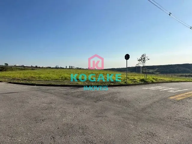 Terreno com 733m², à venda, no bairro Jardim Portugal em São José dos Campos