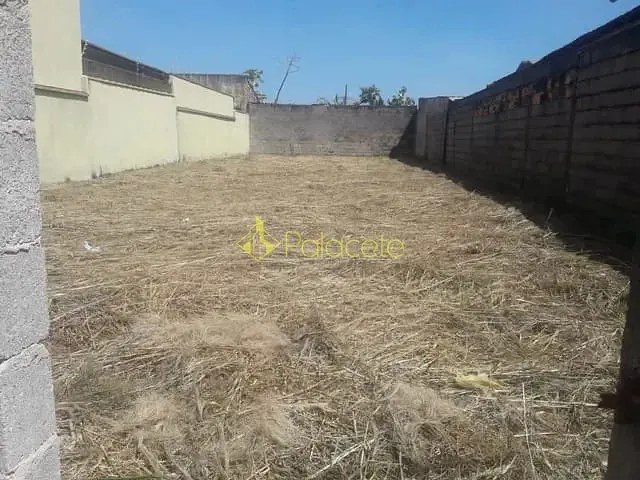 Terreno com 300m², à venda, no bairro Jardim Ana Rosa em Taubaté