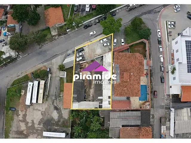 Prédio com 533m², para alugar, no bairro Vila Tesouro em São José dos Campos